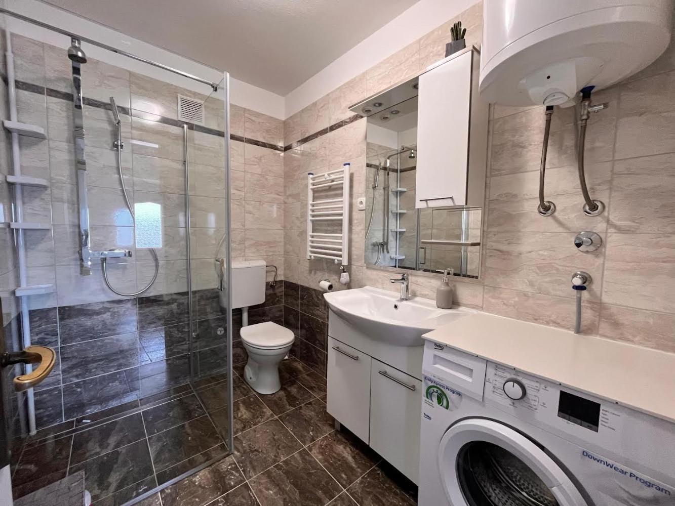 Apartment Oscar مالي لوشينغْ المظهر الخارجي الصورة